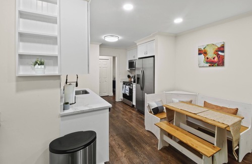 Edinburg Ski Chalet | The River Front Chalet