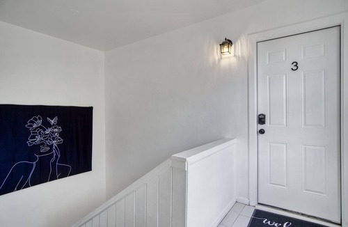Riverside House | The Riverside area is a perfect place for a relaxing retreat or work trip