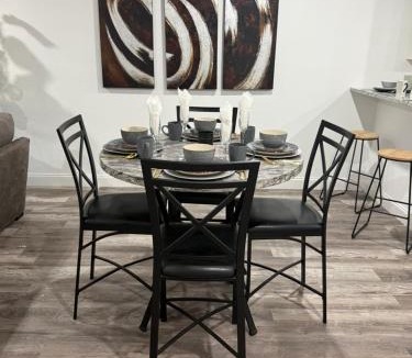 Memphis Apartment | The Rosezena Experience
