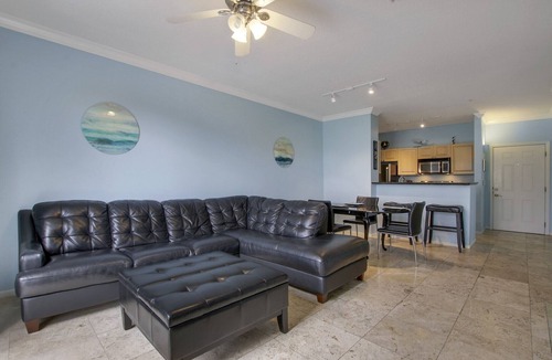 Downtown West Palm Beach Apartment | “The Square” Condo 5 minute drive to Palm Beach