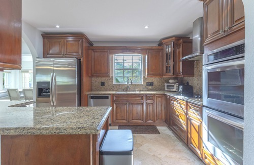 Deerfield Beach House | The Terrace at the cove with with heated pool