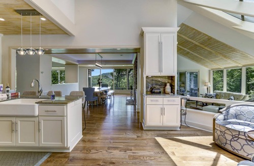 Highlands Falls Cabin | The View From Up Here Changes Everything | Big Bear Pen