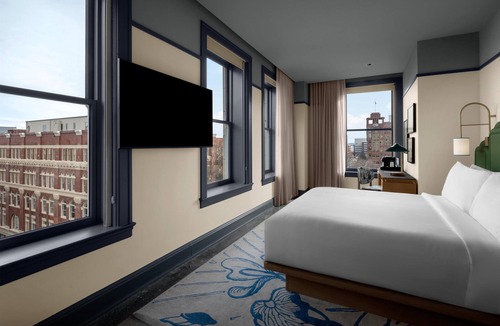Downtown Chattanooga Hotel | The Waymark Chattanooga, Tapestry Collection By Hilton