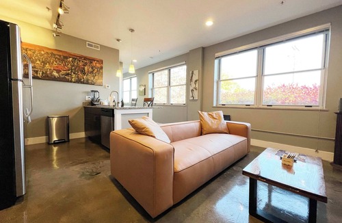 Roanoke Apartment | The West End Flats