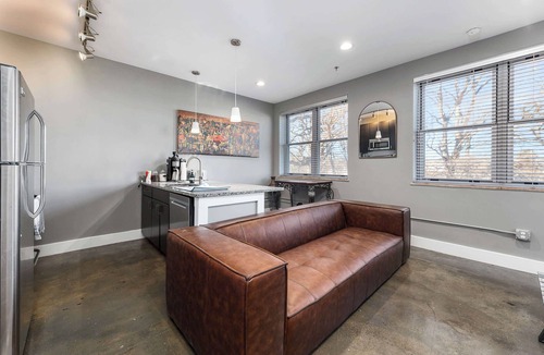 Roanoke Apartment | The West End Flats
