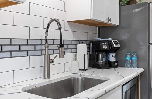 Mount Dora Apartment | The Willow - 1 Gig Wi-Fi - Minutes to Everything