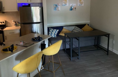 Loring Heights Apartment | This Business Executive Suite Is within walking distance of Atlantic Station.