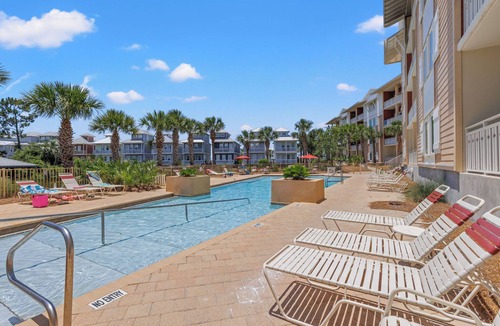 Waterside Village Condo | This condominium is a 3 bedroom(s), 3 bathrooms, located in Mexico Beach, FL.