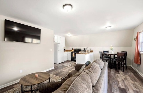 Central Apartment | Tigers Refuge:Apt B 1br/1ba 10 min from Clemson U.