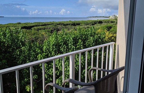 Tavernier Condo | Top Floor unit with a ocean view! PRIVATELY OWNED