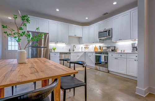 Vollintine-Evergreen House | TOP Memphis BnB! The Soul House | Near Beale St