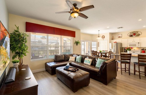 Windsor Hills House | Top-Rated Amazing Villa! Salt💧Pool, Game Room + Pool Heat, BBQ & Baby Gear