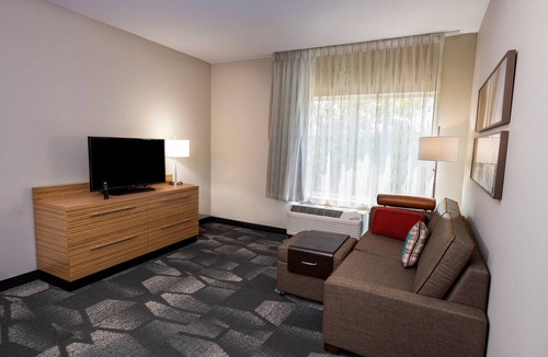 Fort Mill Hotel | TownePlace Suites by Marriott Fort Mill at Carowinds Blvd.