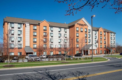 Ballenger Creek Hotel | TownePlace Suites by Marriott Frederick