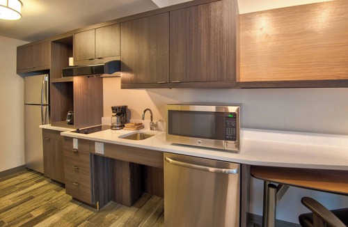 Flagami Hotel | TownePlace Suites by Marriott Miami Airport