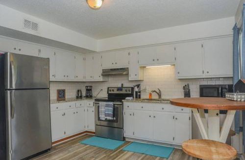 Grand Bay House | Townhomes Near the Bay - #6