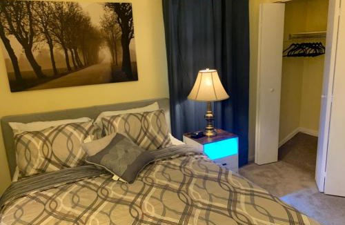 Newington House | Townhouse with High Speed WiFi & Free Parking