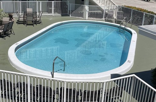 Pompano Beach Condo | “Trade the Cold for Sun & Sand – Available Nov, Dec or Mar!”