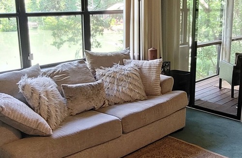 Tallahassee Apartment | Tranquil corporate living space in Tallahassee with Master Suite and Office