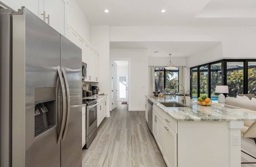 Trafalgar House | Tranquil Escape*Modern Pool Home
