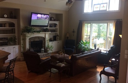 Evans House | Tranquil River Island Retreat for Masters Tournament Week