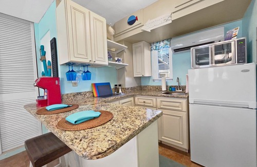 Treasure Island Condo | Tropic Terrace Suite #23 - Beachfront Rental