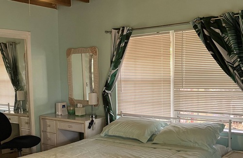 Flamingo Parks Cottage | 🌴Tropical Cottage, in the lovely Palm Beach Historic District LOCATION!