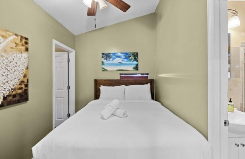 Royal Poinciana House | Tropical villa