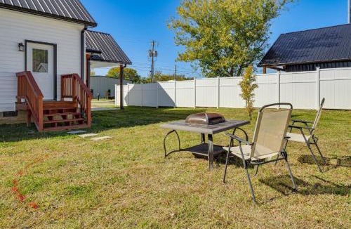 Tullahoma House | Tullahoma Whiskey Trail Base w/Yard & Fire Pit