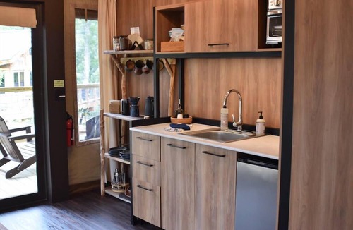 Zirconia House | Tuxedo Falls