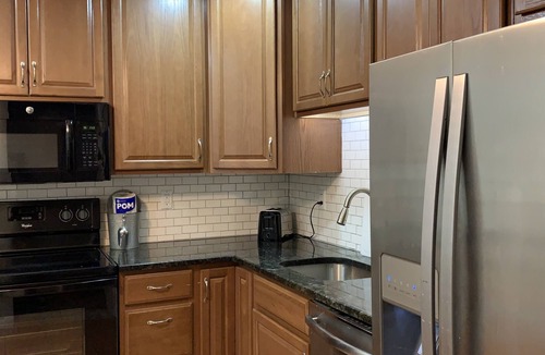 Yacht Club House | Twin House shared Volleyball pool 3 King bedrooms, 2 sofa sleepes 8
