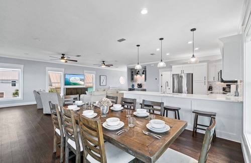Cape San Blas House | Twin Palms: 4 Bedroom Beachfront Home on North Cape- Sleeps 12 and Pet Friendly!