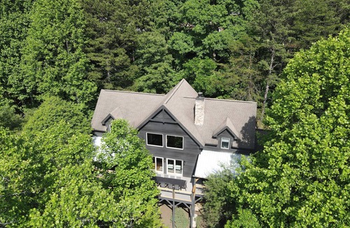 Fairview House | Twin Timbers at the Falls | 2 Luxury Homes, Exclusive Pool, 13BR Retreat