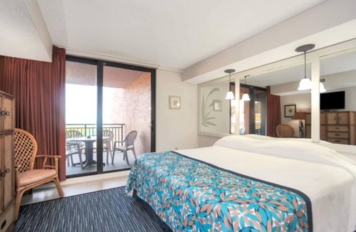Indian Harbour Beach Resort | Two Bedroom, Ocean Front, Luxury Condo, Indian Harbour Beach, FL 3936126