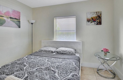 Delray Beach Cottage | Two bedroom cottage walk to Atlantic, pet friendly, free parking