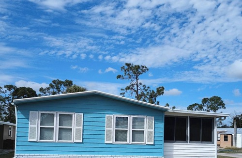 Jacarandas House | Two bedroom home in gated community, North Fort Myers, minutes from downtown.