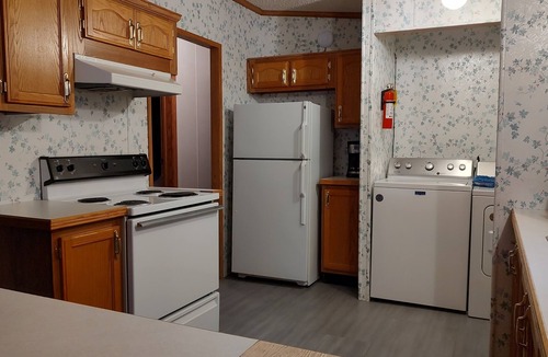 Spring City Cabin | Two Bedroom Lake Cabin A