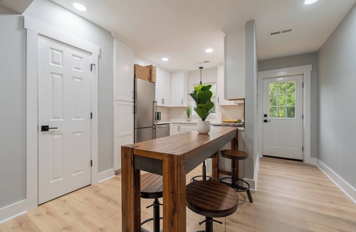 Blacksburg House | Two King Bedrooms - Blacksburg Suites