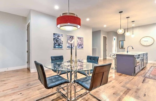 Eighth Avenue House | Two Luxe Homes - Great for large groups! 26 beds!