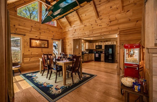 Fairview Cabin | Two Modern Cabins Retreat Near Asheville