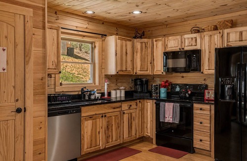 Fairview Cabin | Two Modern Cabins Retreat Near Asheville