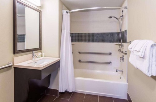 Alpharetta Hotel | TWO Spacious 2BR Suites, Complimentary Breakfast, Pet-friendly Property!
