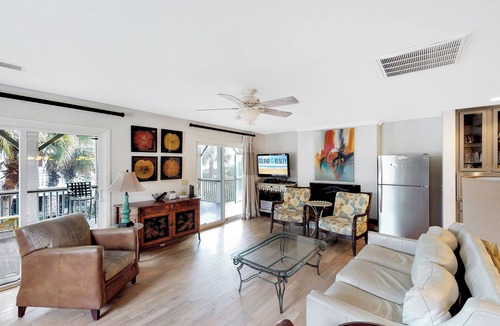 Isle of Palms House | Two-story home with great ocean views and space for the whole family
