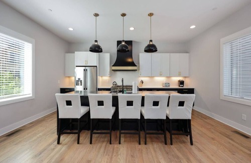 West End House | Two Townhomes | Rooftop Lounges | Skyline Views