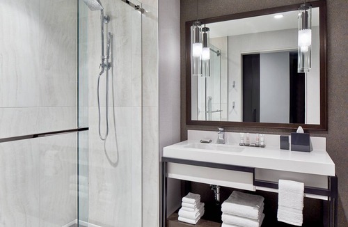 University Place Hotel | UNC Charlotte Marriott Hotel & Conference Center