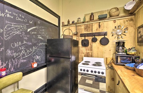Wilcoe Apartment | Unique ATV Apartment in Remodeled Schoolhouse