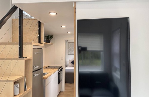 Perry Apartment | Unique tiny home experience in a one of a kind tiny home park