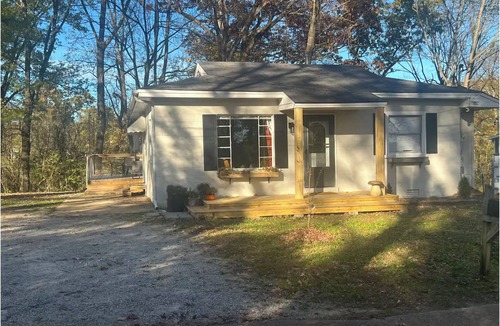 Henderson House | University Cottage
