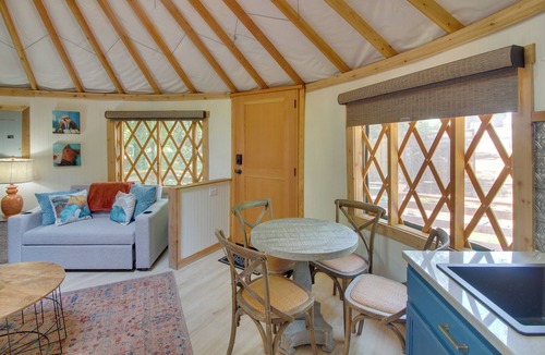 Sparta Apartment | Unplugged Retreat! Unique Yurt w/Deck in Smokies