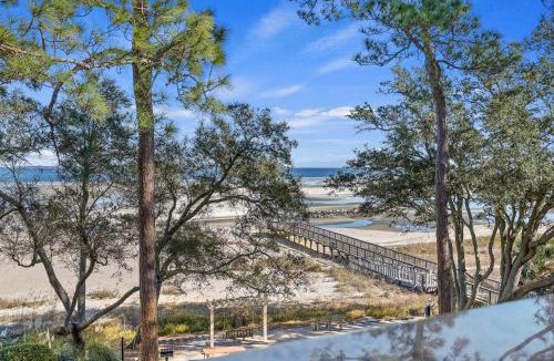 Palmetto Dunes Villa | Unspoiled Beachfront Villa Sunrises from Balcony